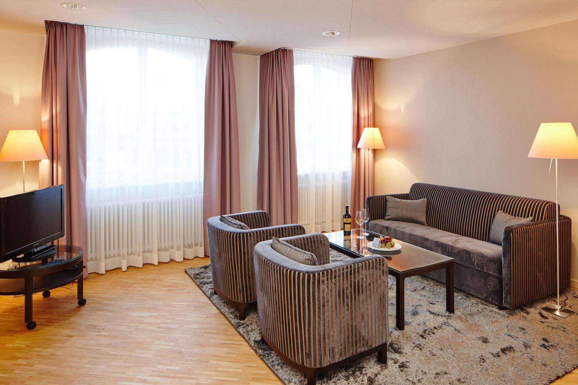 Hotel Banana City Winterthur Exterior foto